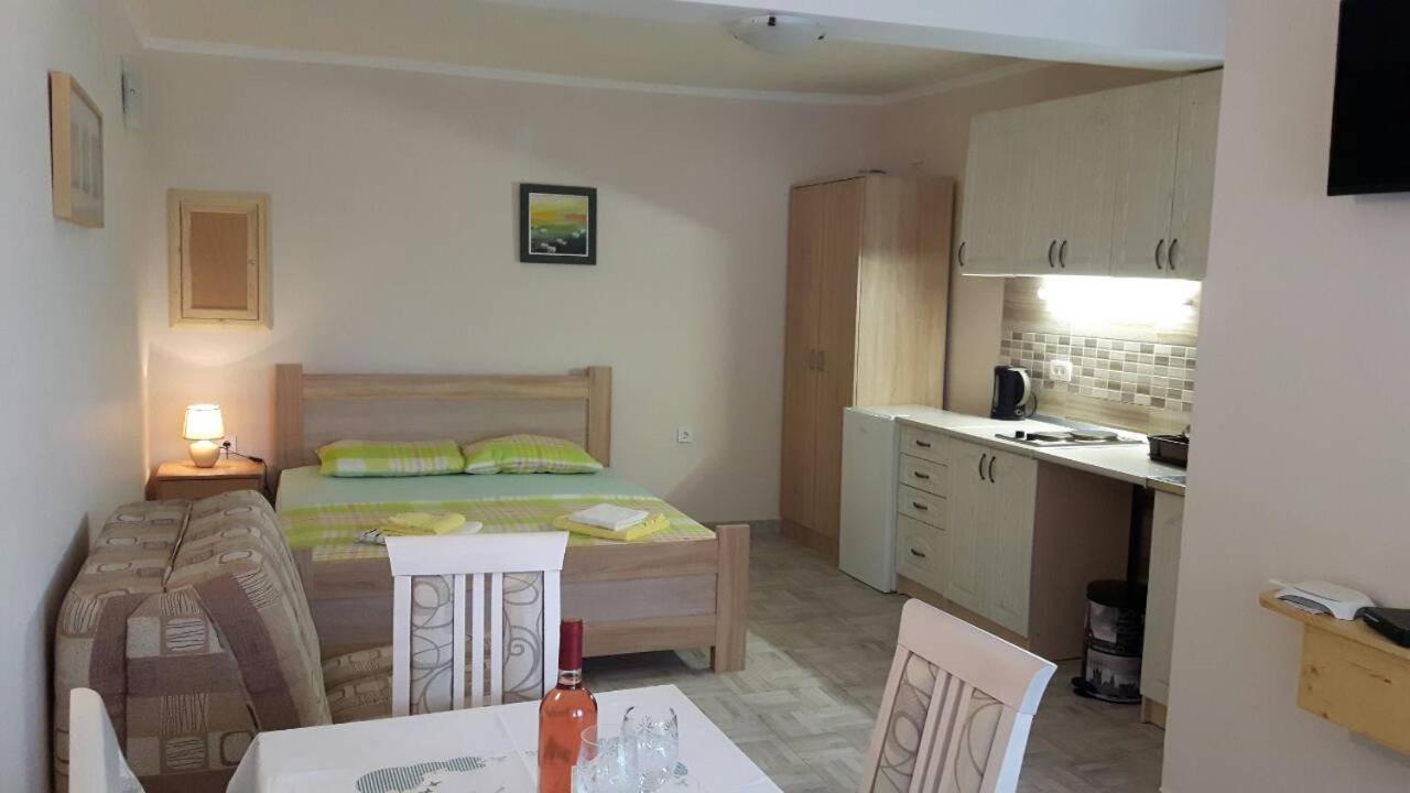 Apartman Pijavica 比耶拉 外观 照片